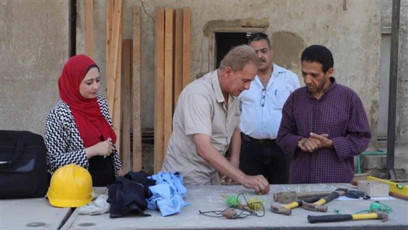 وزارة العمل،