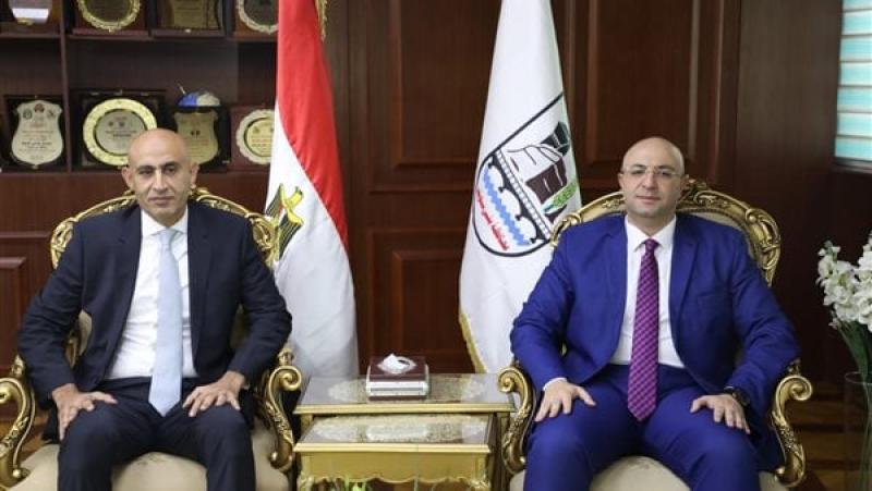 محافظ بنى سويف والدكتور محمد عبداللطيف وزير التعليم