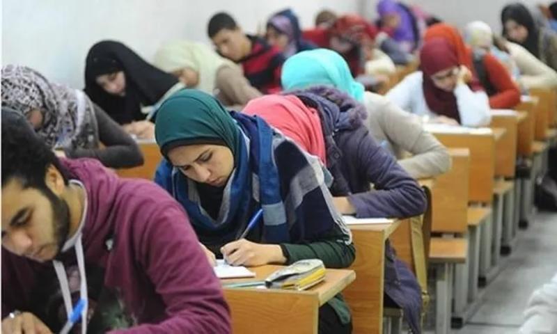 طلاب الثانوية العامة