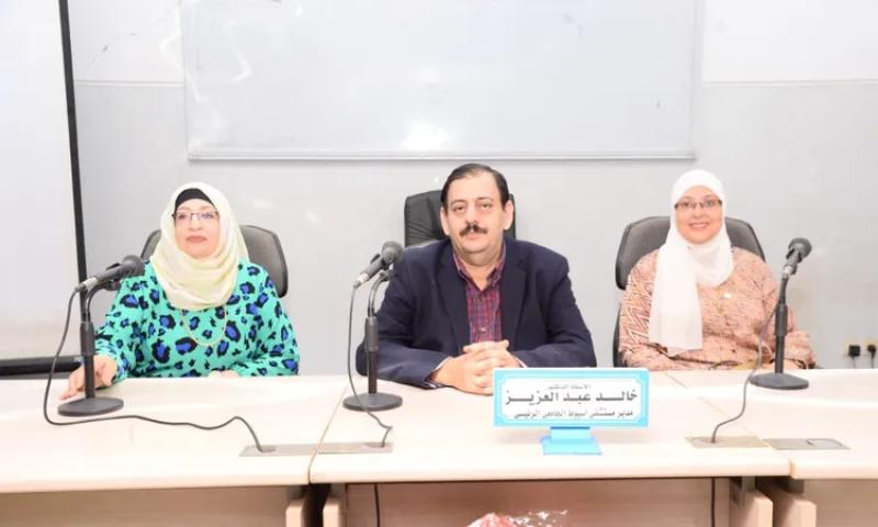 جانب من الندوة