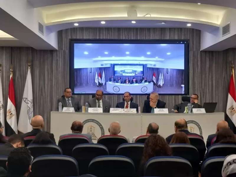 مركز حقوق عين شمس