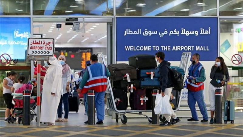 مطار الكويت