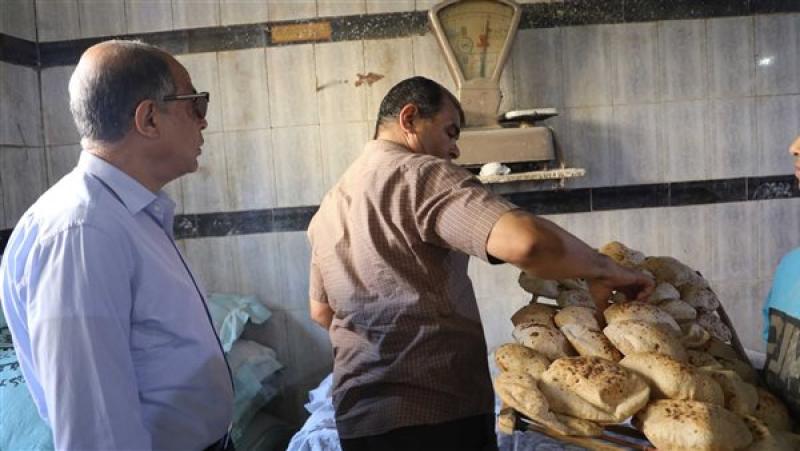 محافظ المنيا يقود حملة تموينية مكبرة علي المخابز البلدية